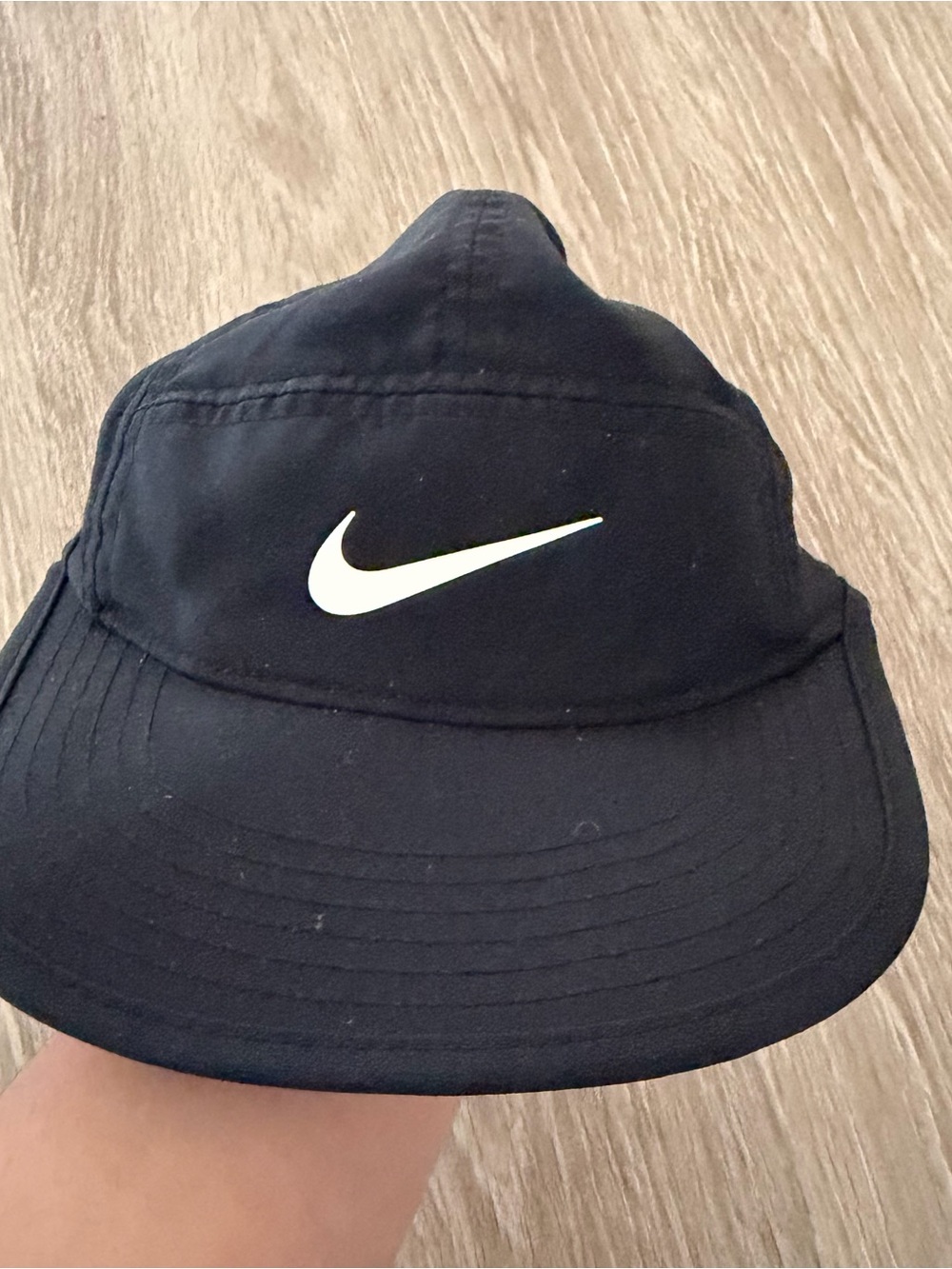 Nike fly cap dri fit swoosh black adult S/M